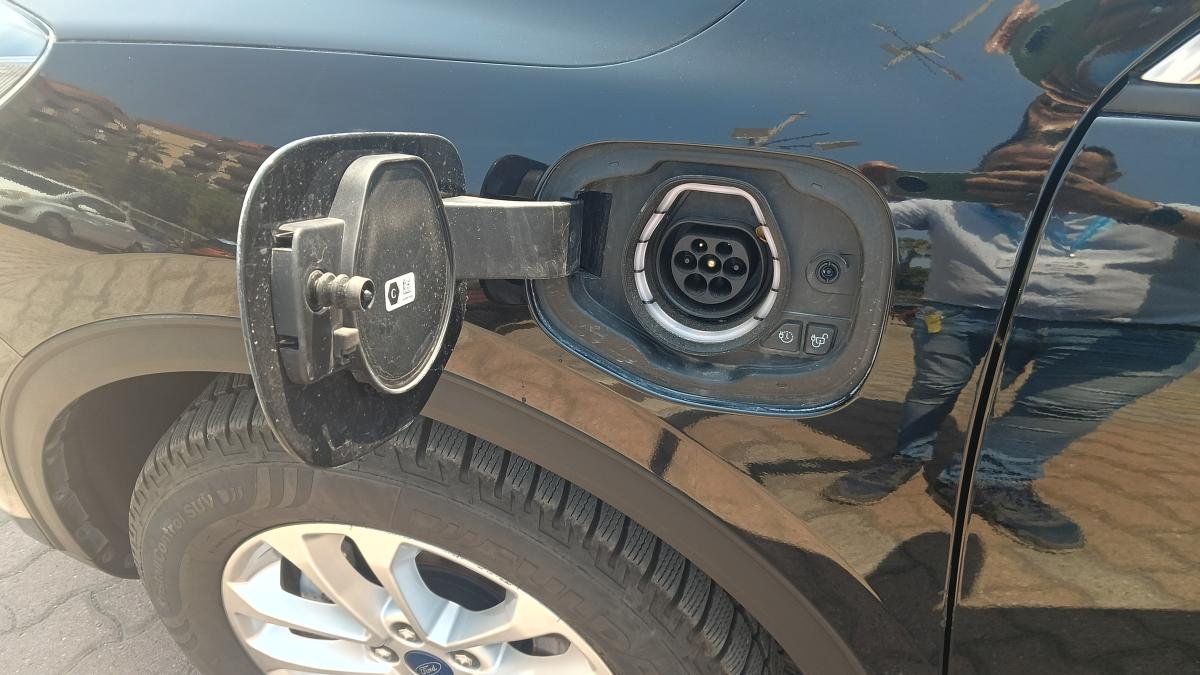 Ford Kuga 2.5 Plug In Hybrid 225 CV CVT 2WD Titanium Business